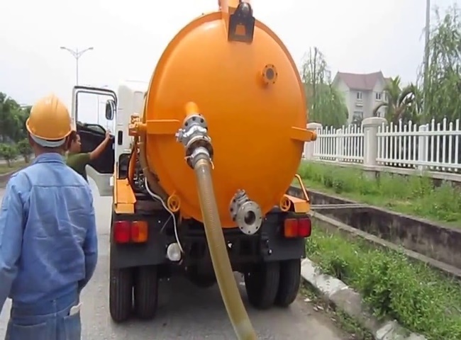 Tr&iacute; Ph&aacute;t c&oacute; quy tr&igrave;nh thi c&ocirc;ng r&uacute;t hầm cầu quận 7 an to&agrave;n, nhanh ch&oacute;ng