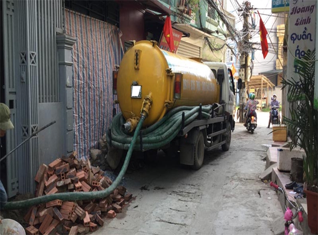 R&uacute;t hầm cầu quận 4 Tr&iacute; Ph&aacute;t c&oacute; c&ocirc;ng nghệ r&uacute;t ch&acirc;n kh&ocirc;ng ti&ecirc;n tiến