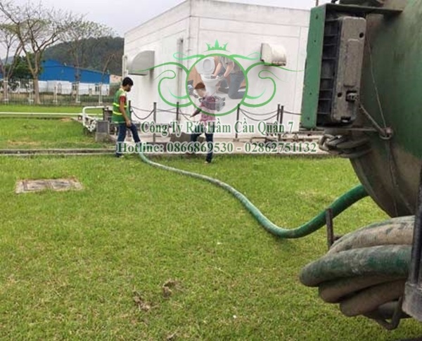 C&aacute;ch xử l&yacute; hầm cầu bị đầy