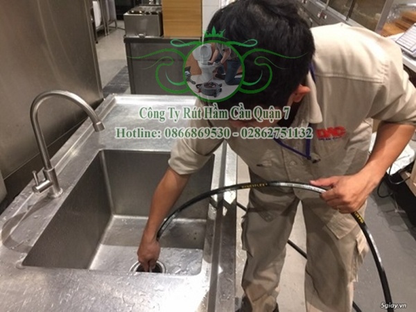 Dụng cụ th&ocirc;ng cống nghẹt gi&aacute; rẻ tại TPHCM hiện nay